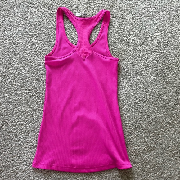Pink Under Armour Workout Top - small - Picture 2 of 2